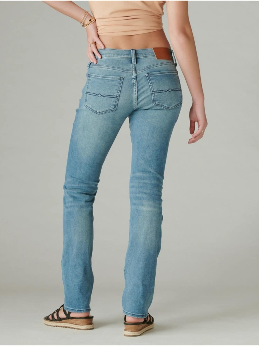 Lucky Brand Women's Mid-Rise Sweet Straight Leg Jeans - Picture 3 of 15